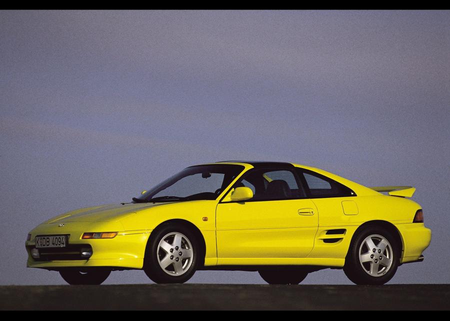  Toyota MR2 1990 года  (фото 2 из 2)
